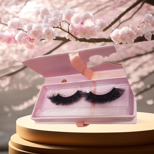 Kattpears 3pcs set Lashes/Lipliner/Lipgloss