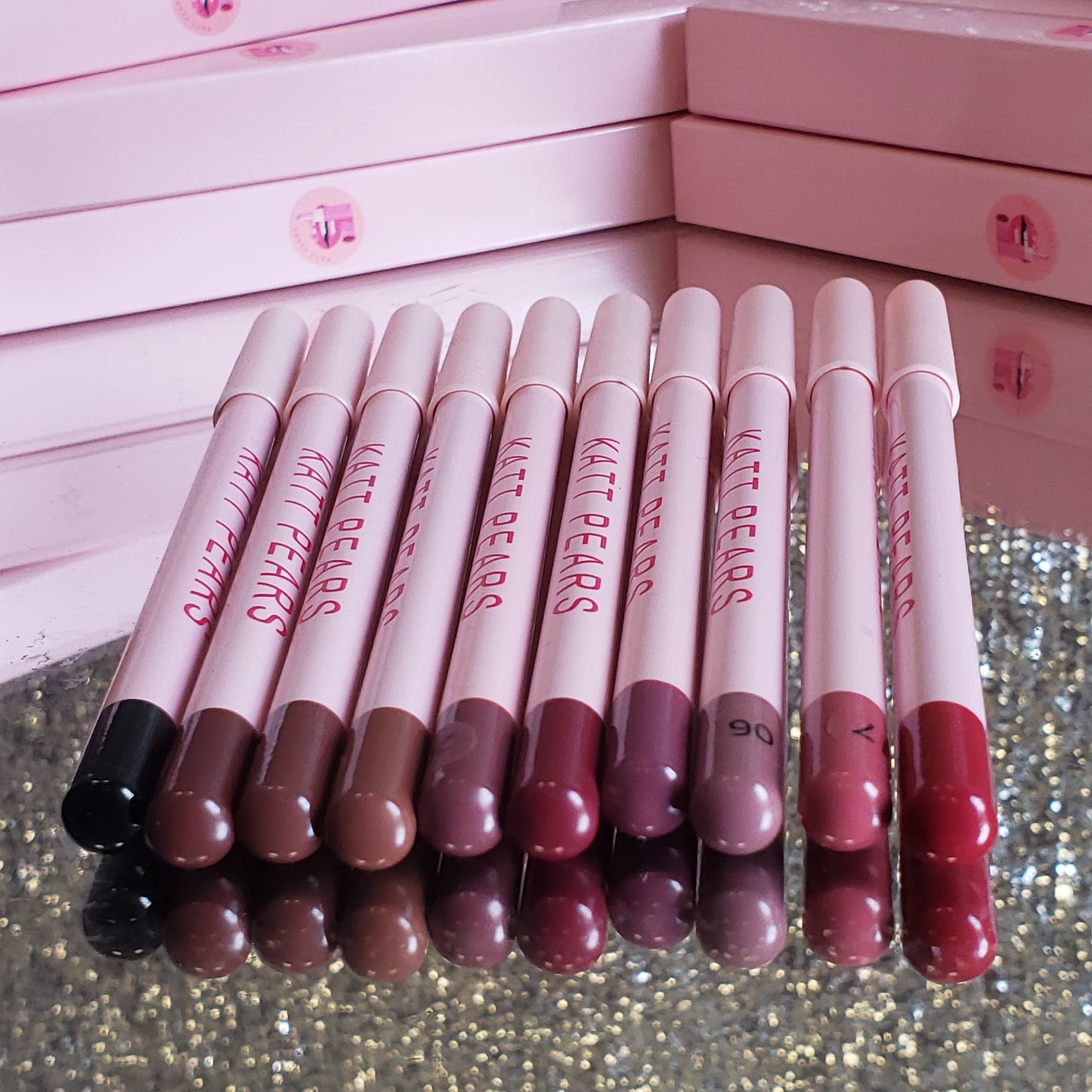 Kattpears Luxurious Soft & Smooth vivid Lip Pencil collection color #06