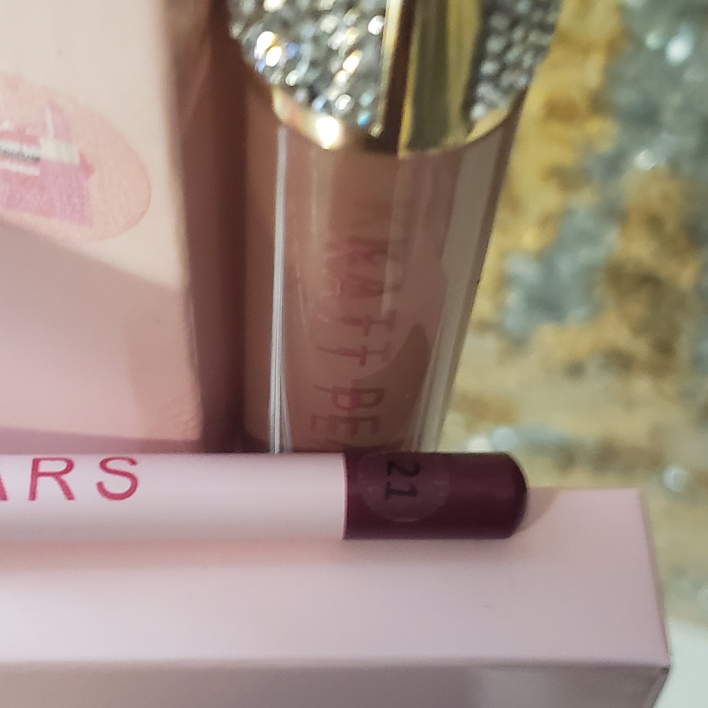 Luxurious Soft & Smooth vivid Lip Pencil collection color#21