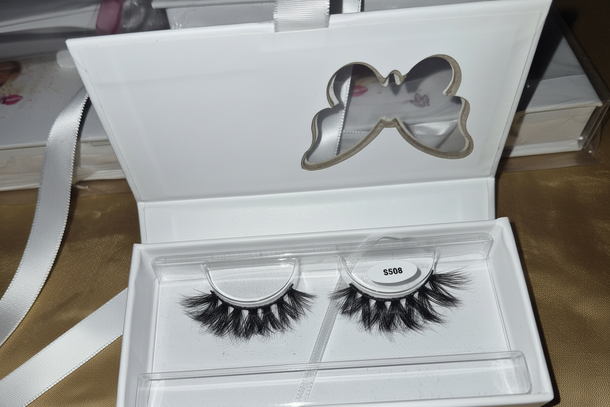 Luxury Lashes s508