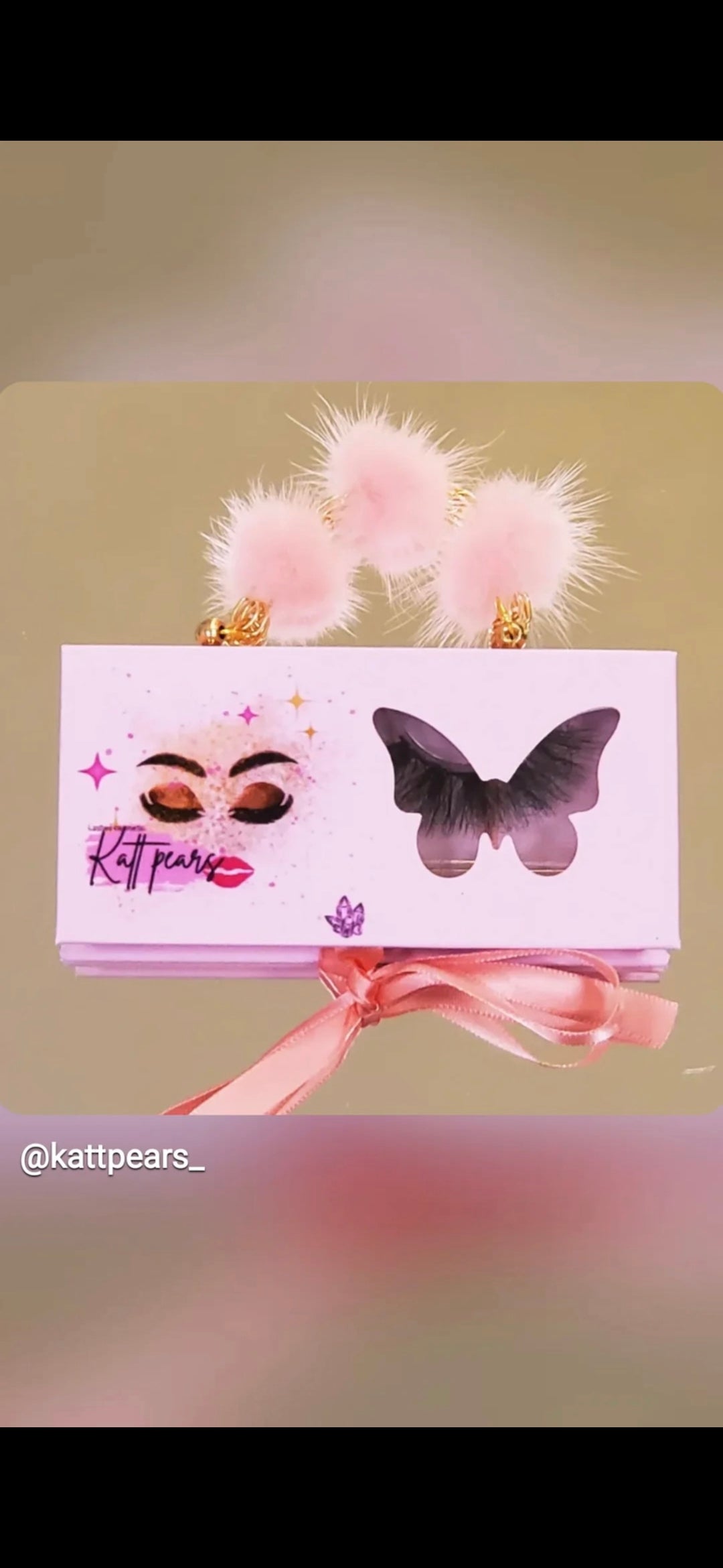 B611-F20 Eye Lashes